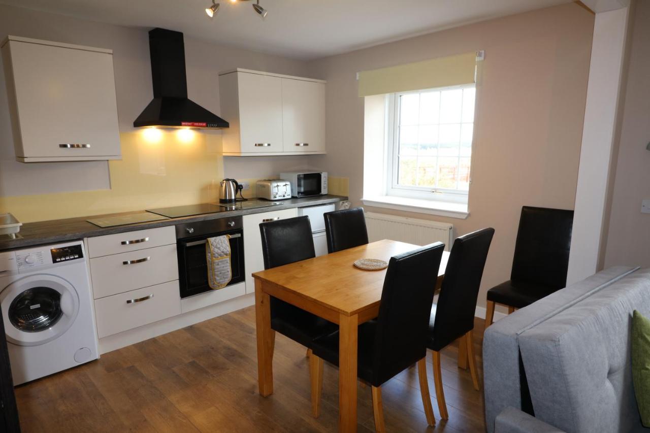 Blairmains Guest House Kirk of Shotts Exteriör bild